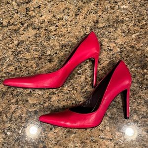 Women’s red Stuart Weitzman heels size 7